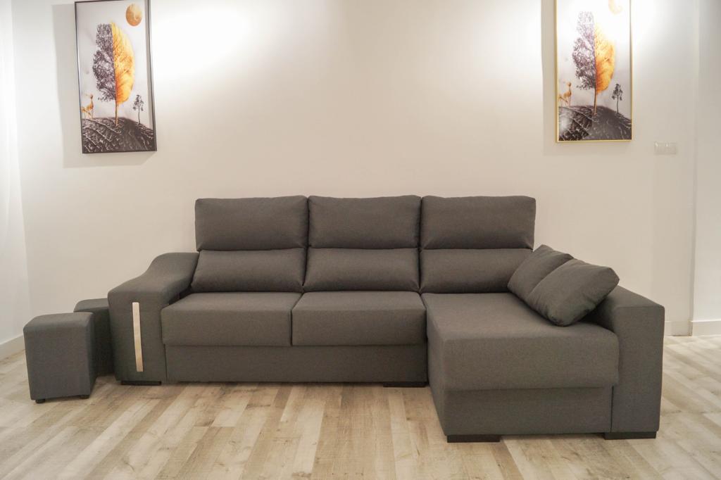 Sofa chaise longue con arcón, asientos deslizantes y respaldos reclinables  + 2 taburetes - Biarritzi